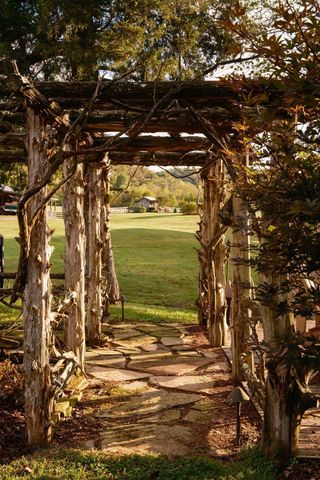 5297 Old Harding Rd, Franklin, TN 37064