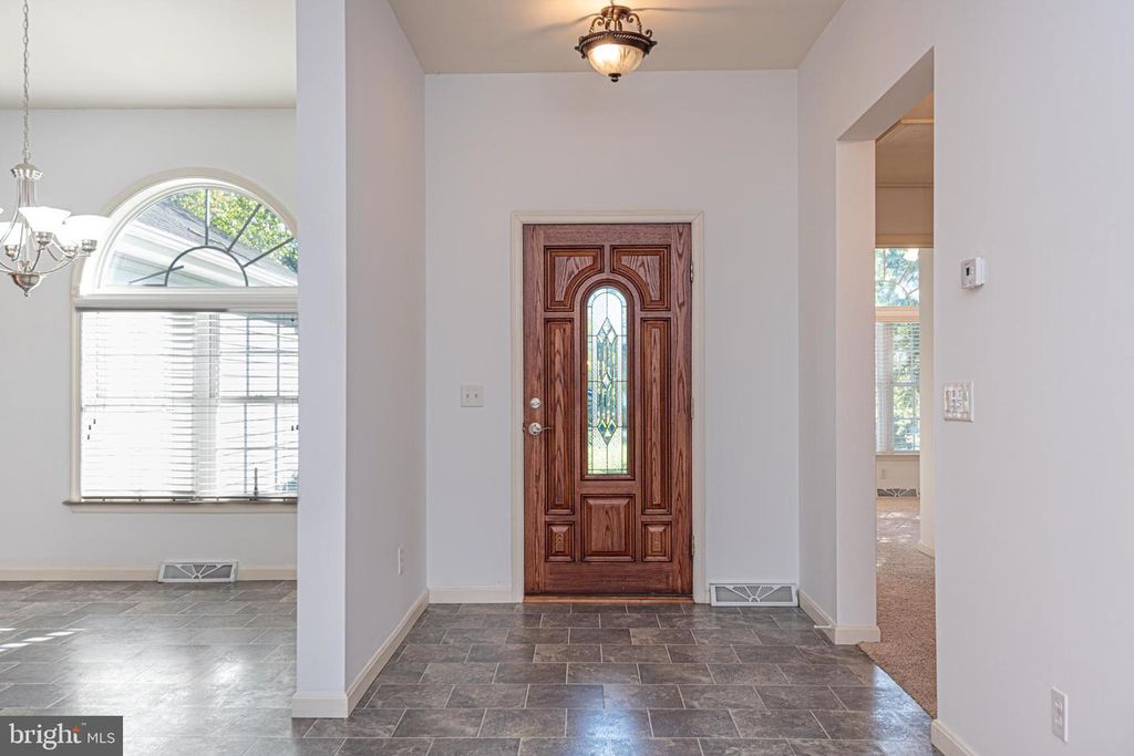 Image 10 of property listing at 331 SIKA DR, Harrington, DE 19952