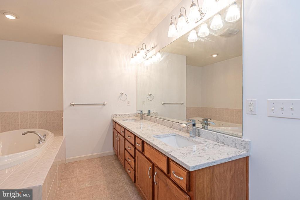 Image 28 of property listing at 331 SIKA DR, Harrington, DE 19952