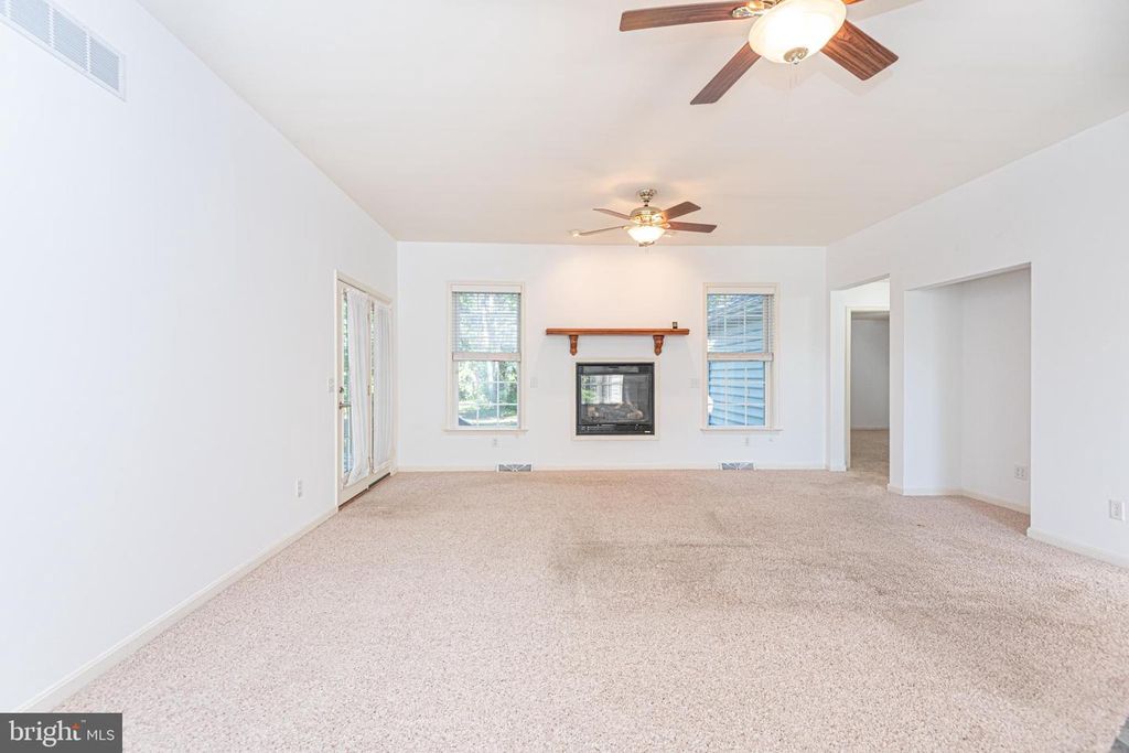 Image 39 of property listing at 331 SIKA DR, Harrington, DE 19952