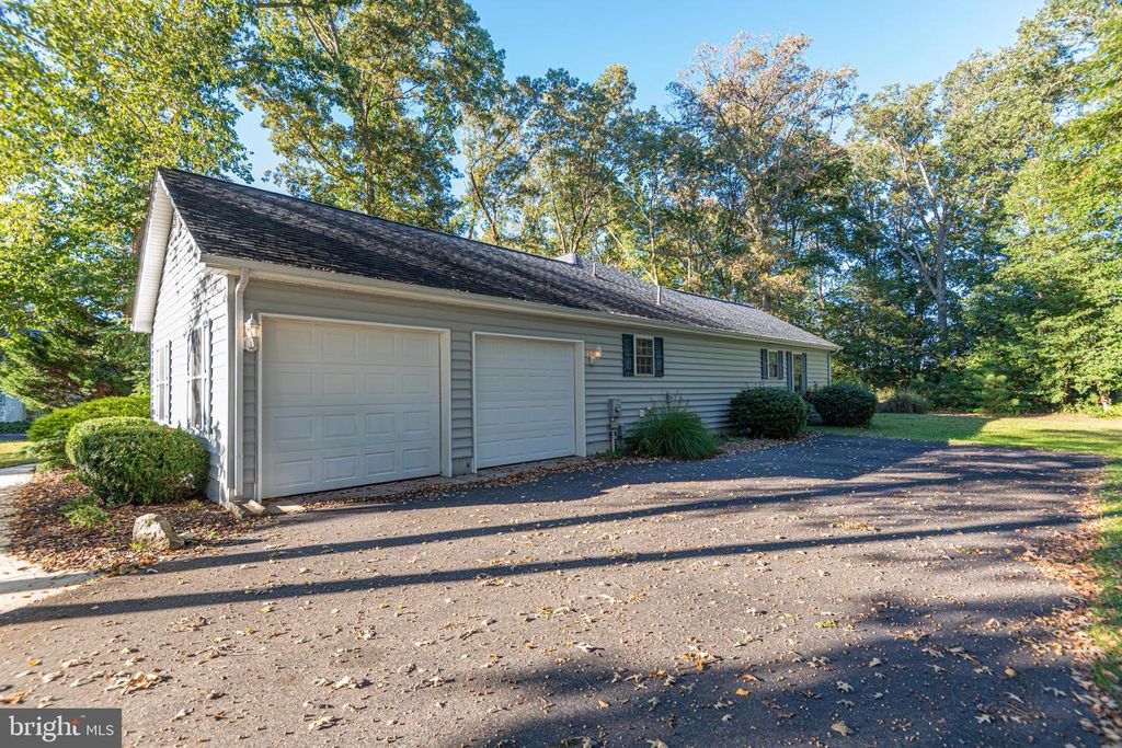 Image 40 of property listing at 331 SIKA DR, Harrington, DE 19952
