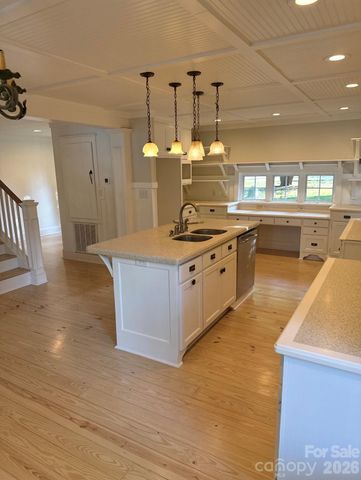 537 Stutts Road, Mooresville, NC 28117