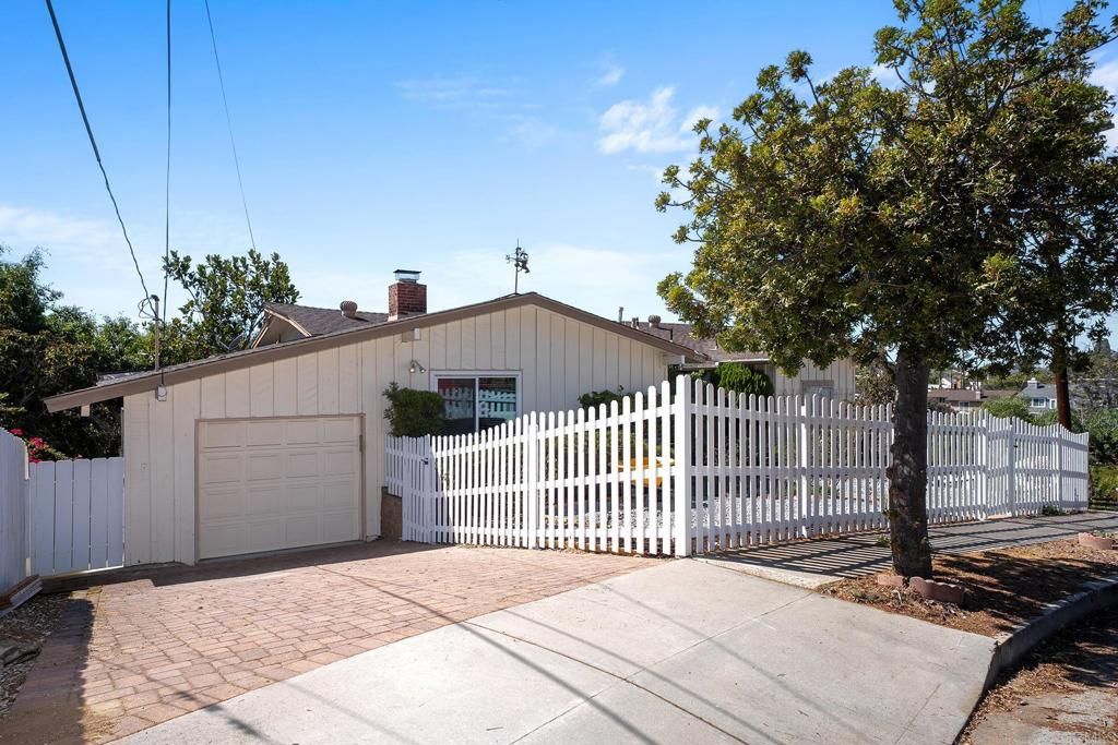 7970 LEMON CIR, La Mesa, CA 91941 — photo 2