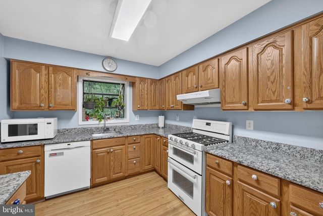 11039 TIMBERVIEW DR, Manassas, VA 20111