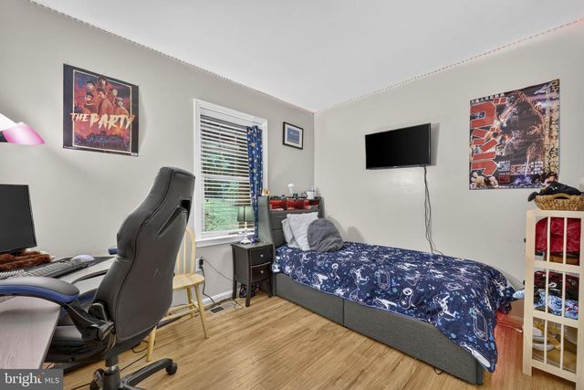11039 TIMBERVIEW DR, Manassas, VA 20111