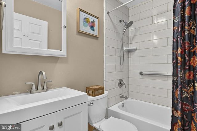 11039 TIMBERVIEW DR, Manassas, VA 20111