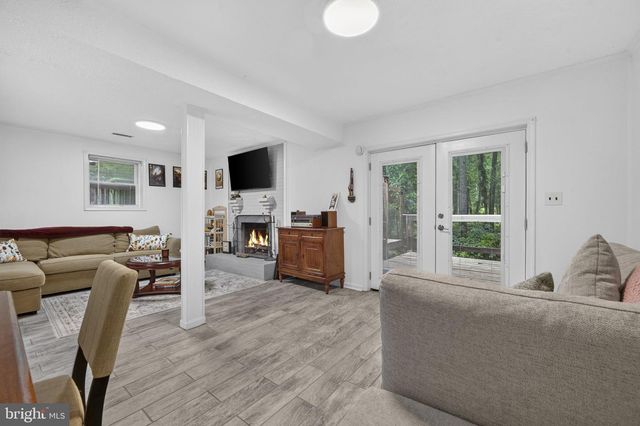 11039 TIMBERVIEW DR, Manassas, VA 20111