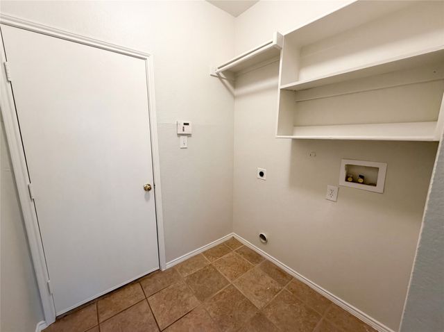 916 Matagorda Lane, Desoto, TX 75115