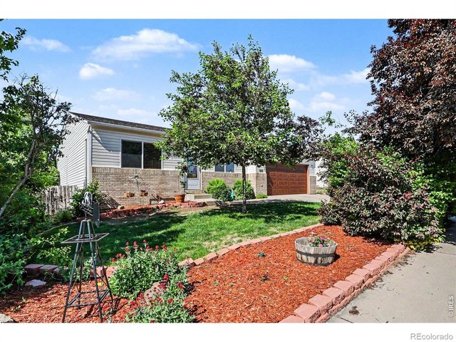 3220 Red Tail Way, Evans, CO 80620