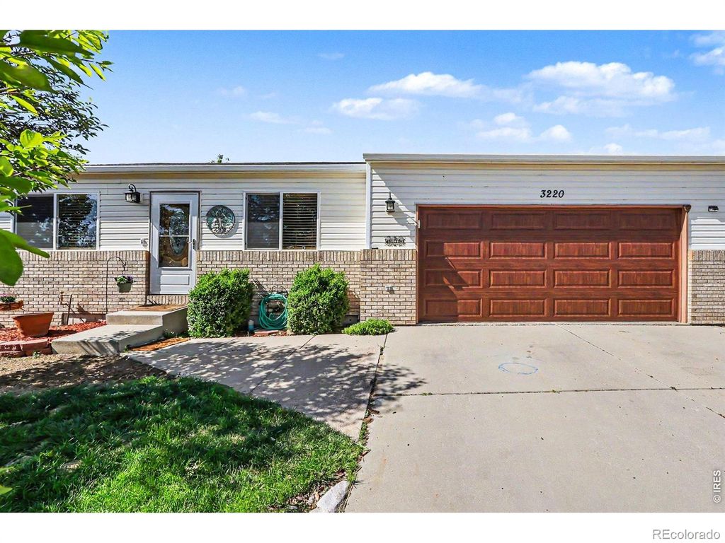 3220 Red Tail Way, Evans, CO 80620