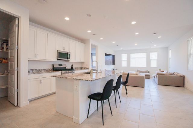 4607 S 111th Drive, Tolleson, AZ 85353