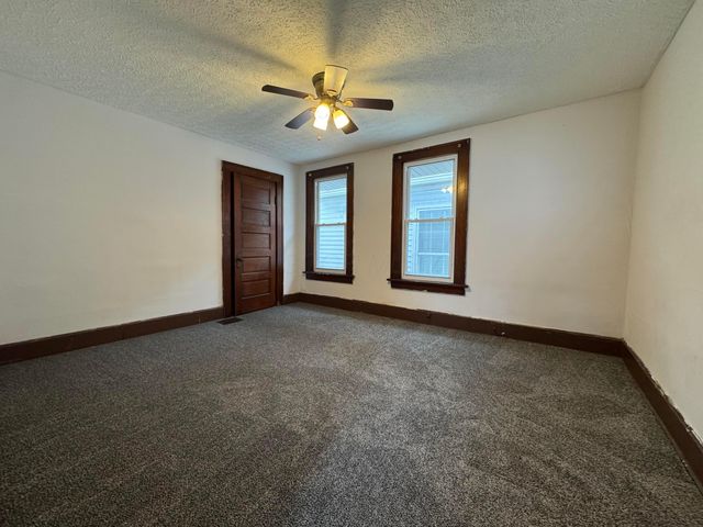 627 N Columbus Street, Lancaster, OH 43130