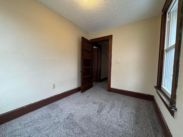 627 N Columbus Street, Lancaster, OH 43130