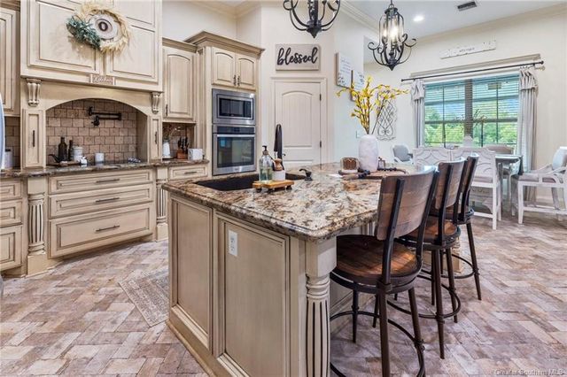 1783 Deerfield Drive, Lake Charles, LA 70611