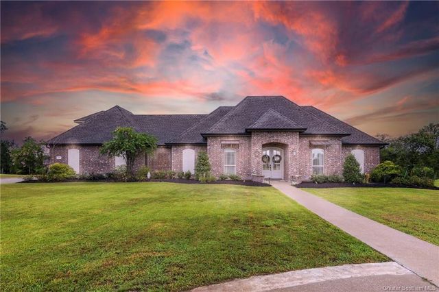 1783 Deerfield Drive, Lake Charles, LA 70611