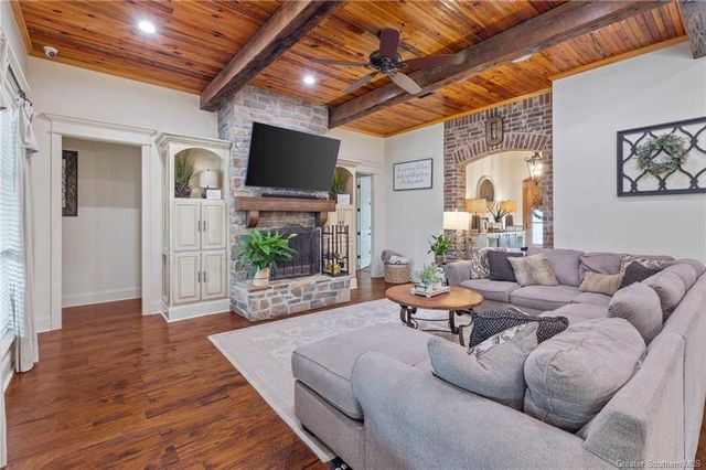 1783 Deerfield Drive, Lake Charles, LA 70611