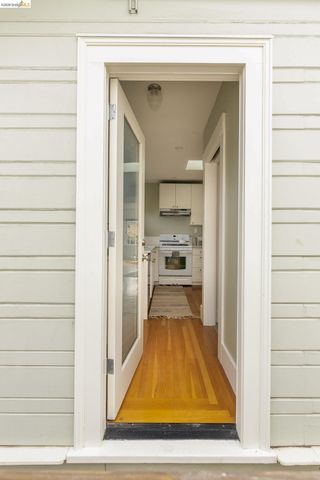 1261 Hearst Ave, Berkeley, CA 94702