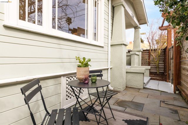 1261 Hearst Ave, Berkeley, CA 94702