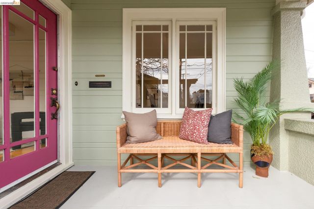 1261 Hearst Ave, Berkeley, CA 94702