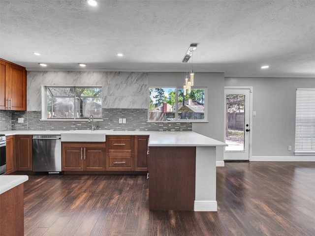 4430 Echo Falls Drive, Houston, TX 77345