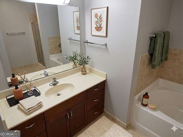 870 Mayson Turner Road NW 1238, Atlanta, GA 30314