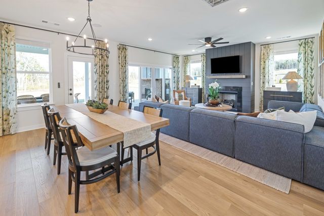 4166 Dream Beetle Loop, Rockvale, TN 37153