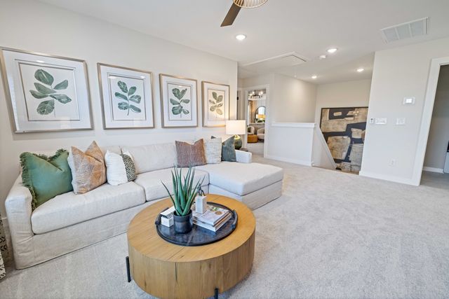 4166 Dream Beetle Loop, Rockvale, TN 37153