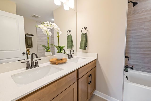 4166 Dream Beetle Loop, Rockvale, TN 37153