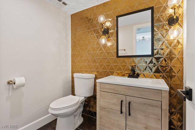 778 Vegas Valley Drive, Las Vegas, NV 89109