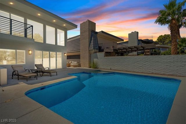 778 Vegas Valley Drive, Las Vegas, NV 89109