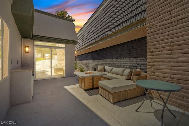 778 Vegas Valley Drive, Las Vegas, NV 89109