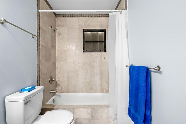 326 W Pine Street, Lantana, FL 33462