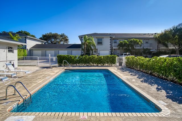 326 W Pine Street, Lantana, FL 33462