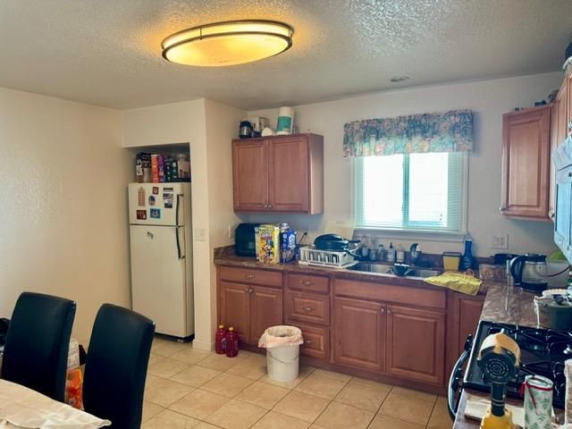 920 Warren Street, Redwood City, CA 94063