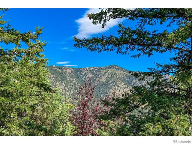 1108 Eagle Drive, Lyons, CO 80540