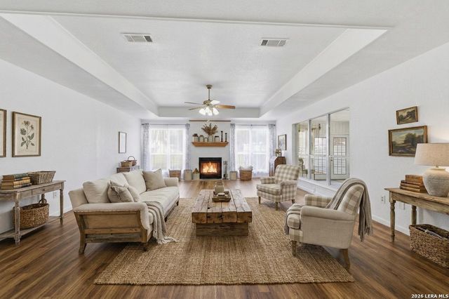 1323 Mary Preiss, New Braunfels, TX 78132