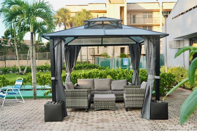 2551 Aragon Blvd 310, Sunrise, FL 33322