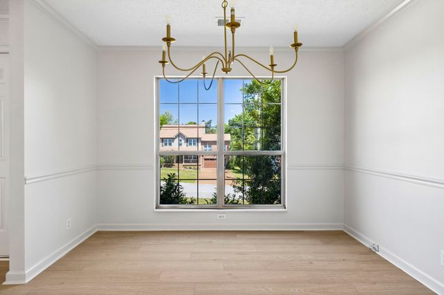 105 Hampton Ct, Hendersonville, TN 37075