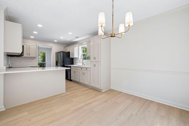 105 Hampton Ct, Hendersonville, TN 37075