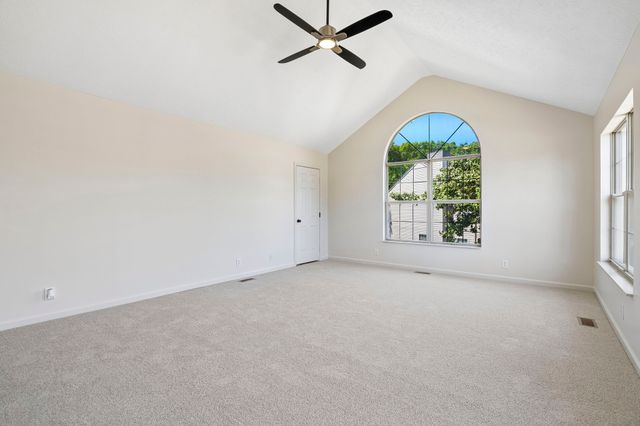 105 Hampton Ct, Hendersonville, TN 37075