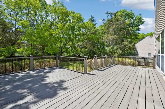 105 Hampton Ct, Hendersonville, TN 37075
