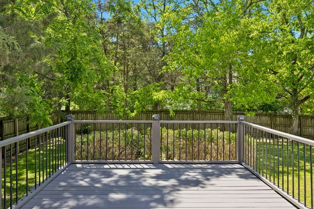 105 Hampton Ct, Hendersonville, TN 37075