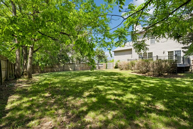 105 Hampton Ct, Hendersonville, TN 37075