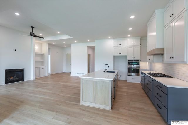 18213 Sycamore Drive, Gretna, NE 68028