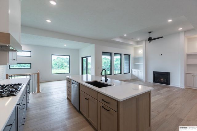 18213 Sycamore Drive, Gretna, NE 68028