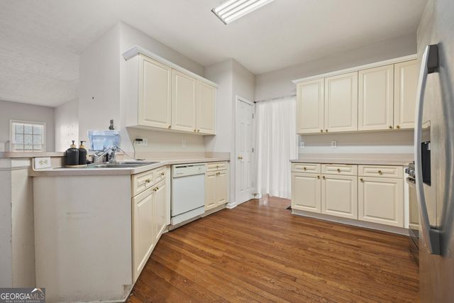 231 Beechwood Lane, Stone Mountain, GA 30087