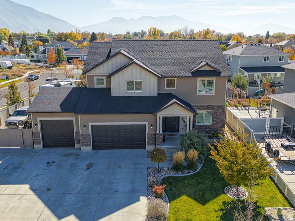 Image 13 of property listing at 368 E 700 N, Springville, UT 84663