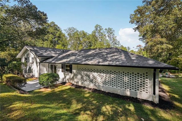 4030 Addie Lane, Marietta, GA 30068