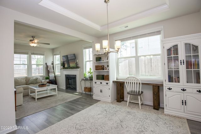 402 Summer Wind Way, Aberdeen, NC 28315
