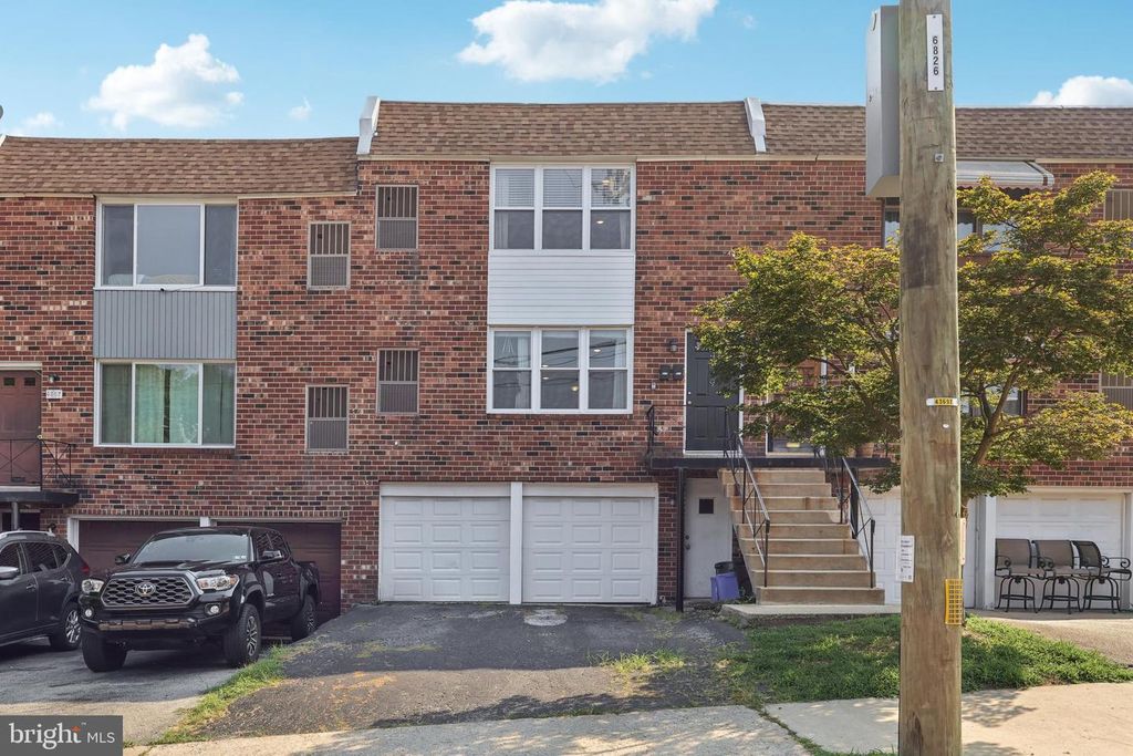 4579 MANAYUNK AVE, Philadelphia, PA 19128